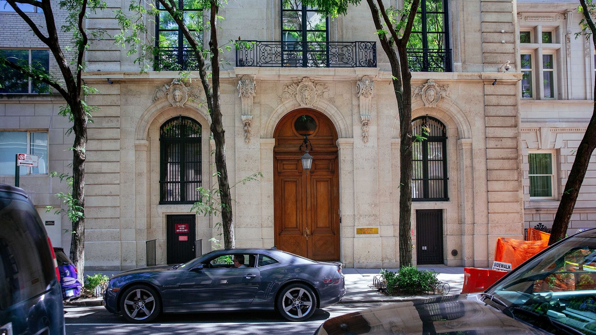 9 East 71st Street mansion exterior